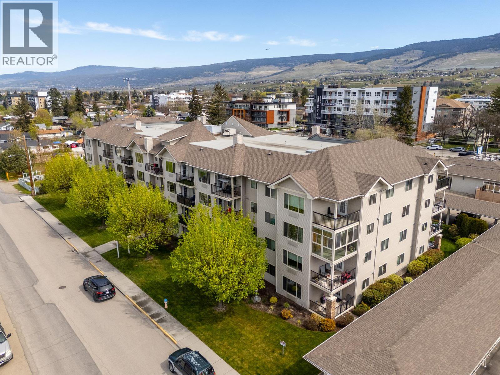 265 Froelich Road Unit# 211
