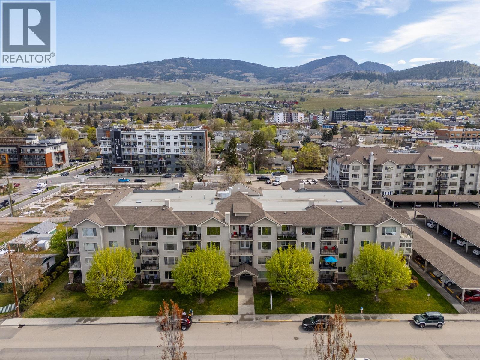265 Froelich Road Unit# 211