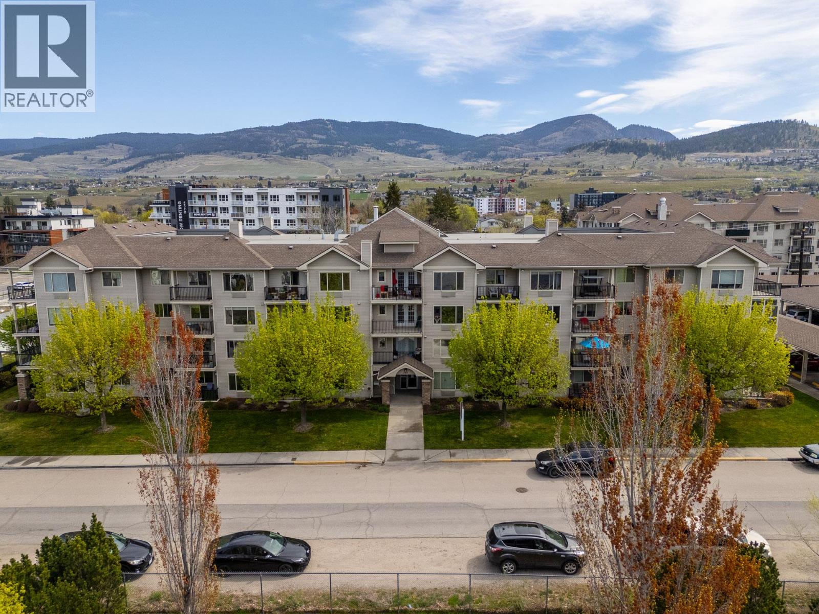 265 Froelich Road Unit# 211