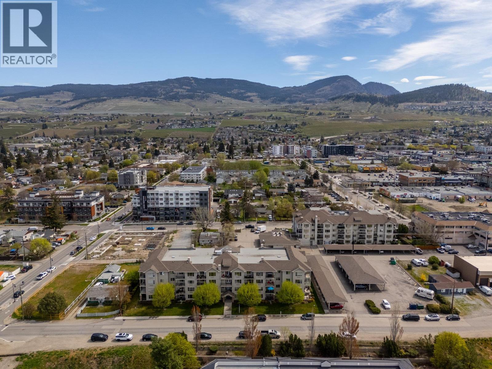265 Froelich Road Unit# 211