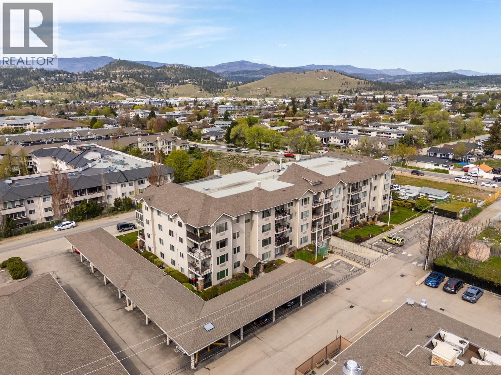 265 Froelich Road Unit# 211