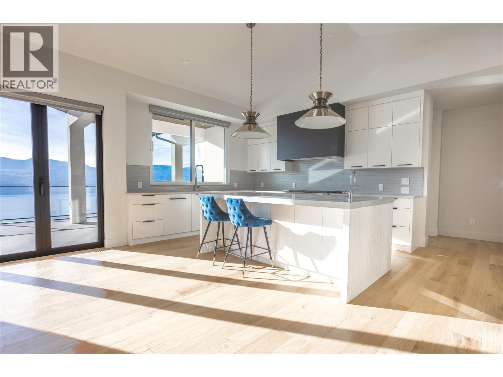 1403 Vineyard Drive