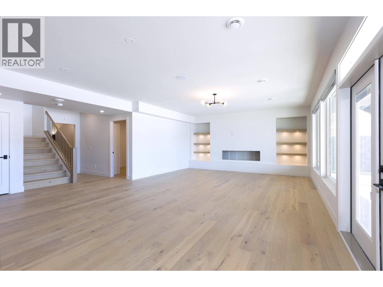 1403 Vineyard Drive
