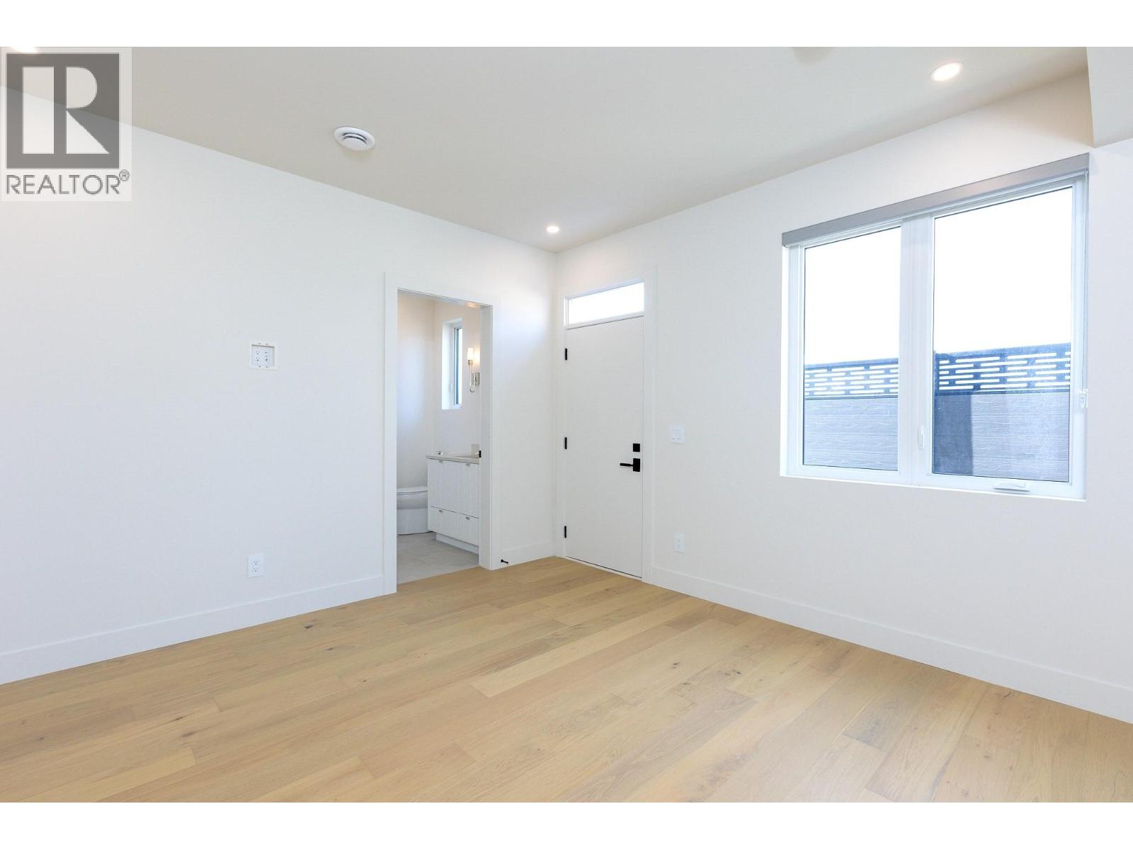 1403 Vineyard Drive