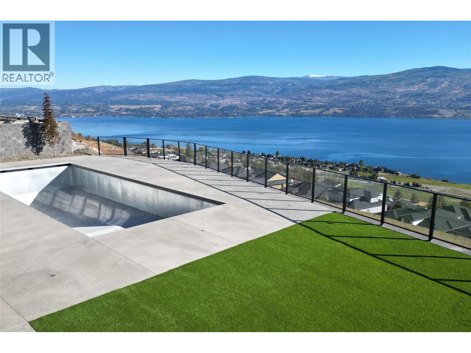 1403 Vineyard Drive