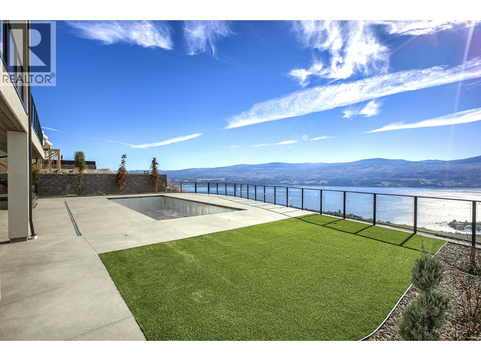 1403 Vineyard Drive
