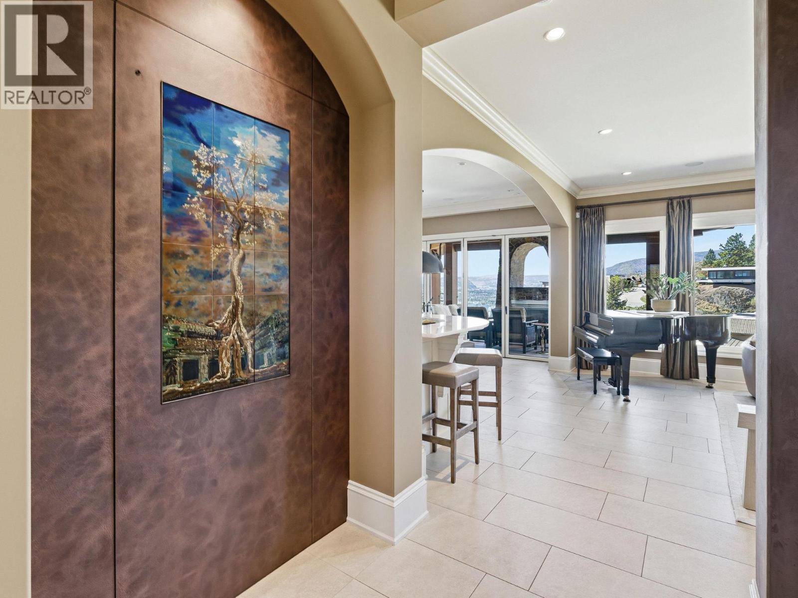 706 Highpointe Court