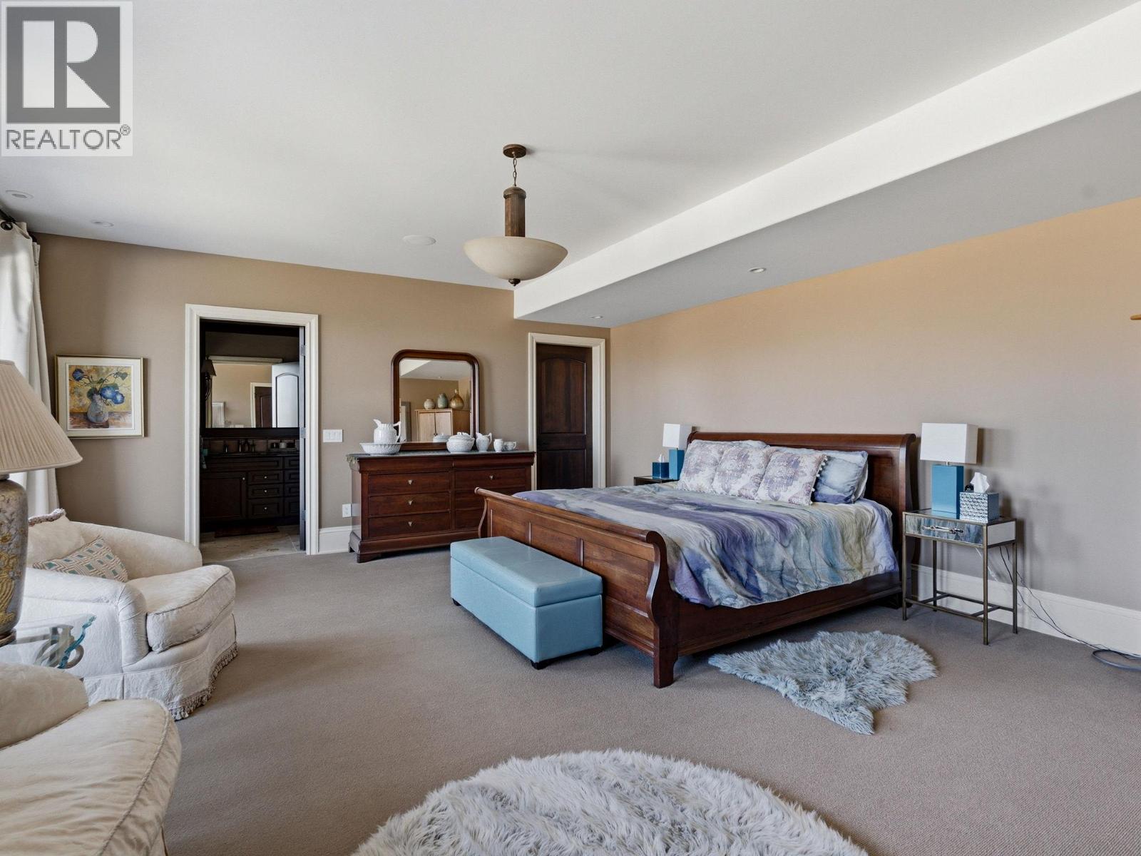 706 Highpointe Court