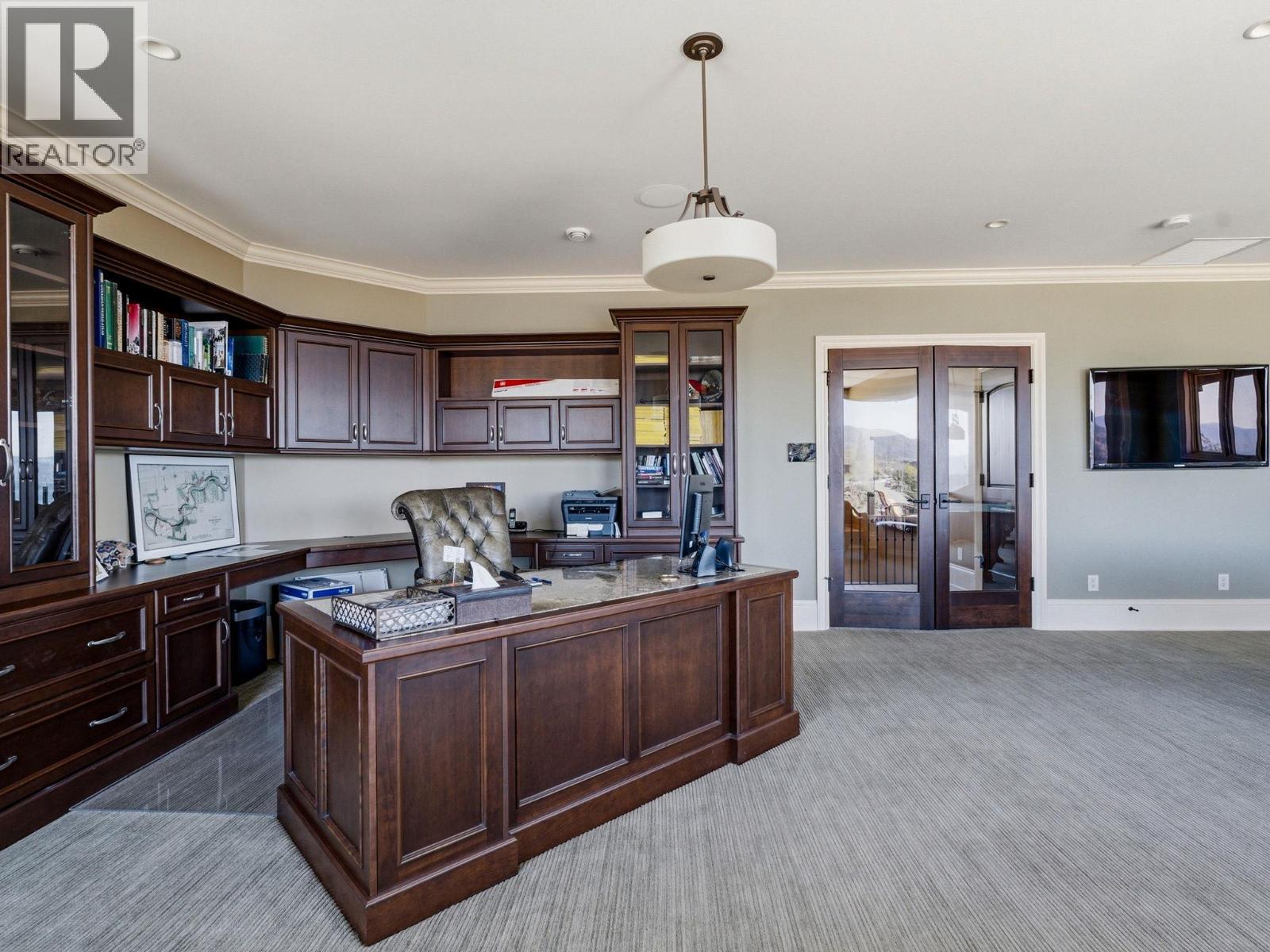 706 Highpointe Court