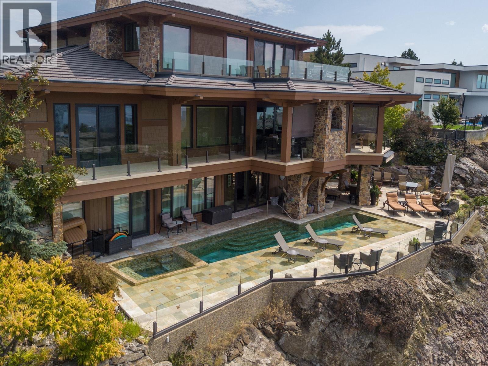 706 Highpointe Court