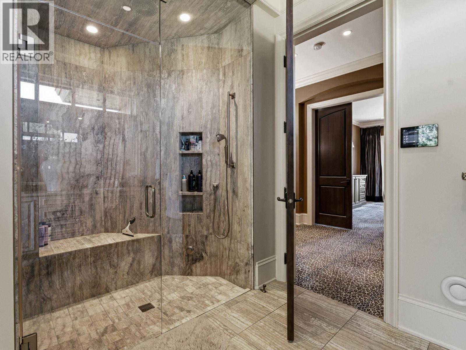 706 Highpointe Court