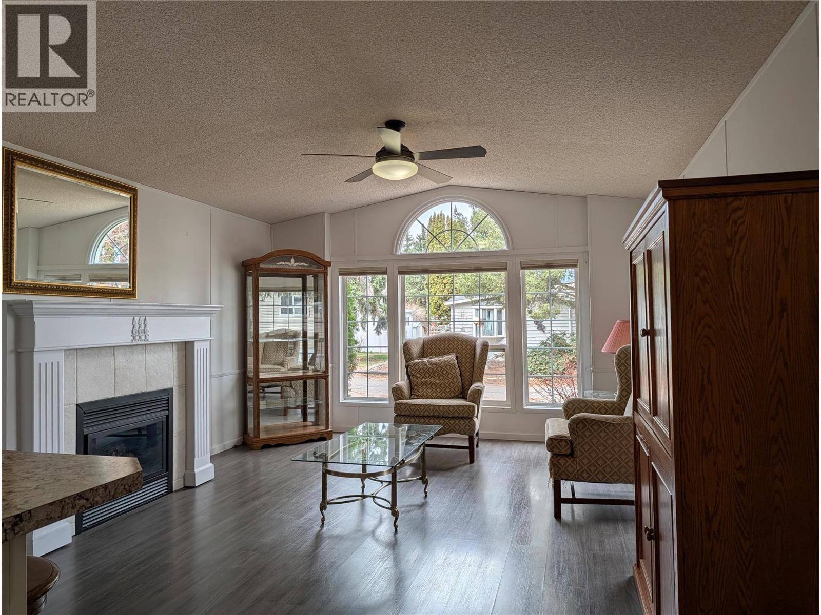 3535 Casorso Road Unit# 27