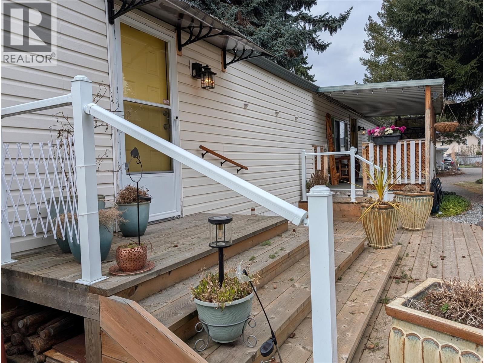 3535 Casorso Road Unit# 27