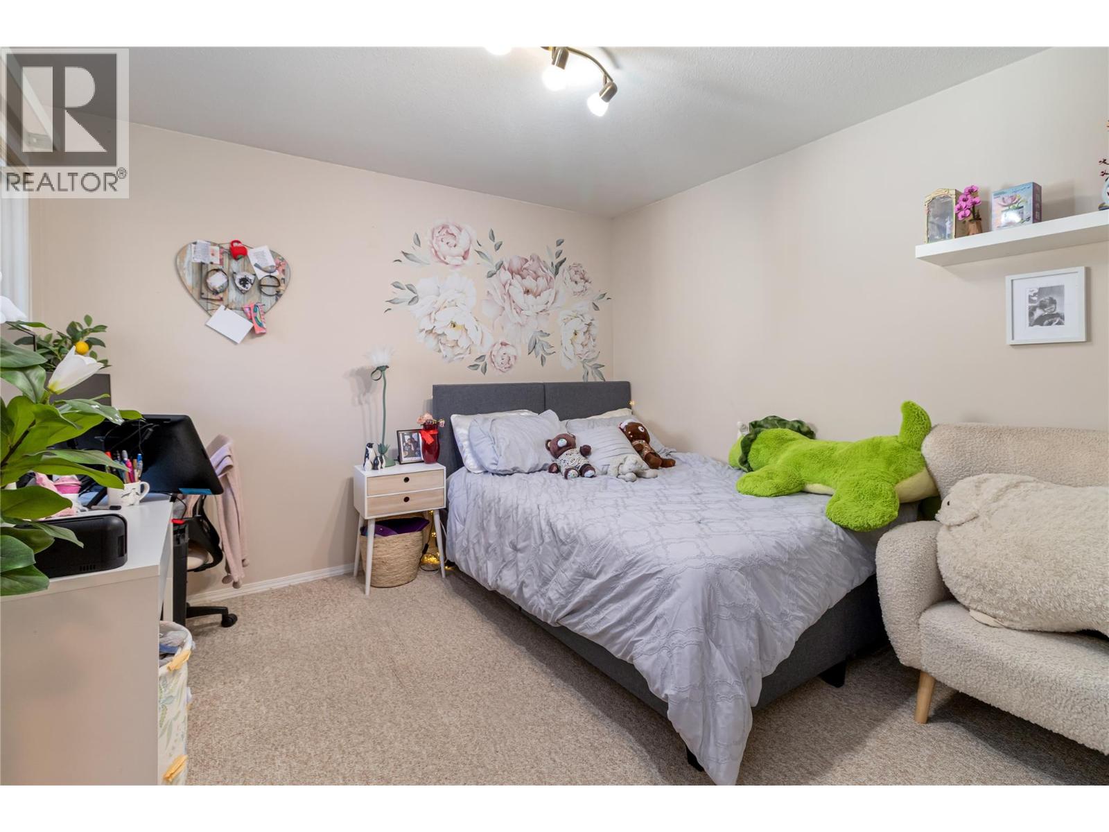 1886 Parkview Crescent Unit# 3