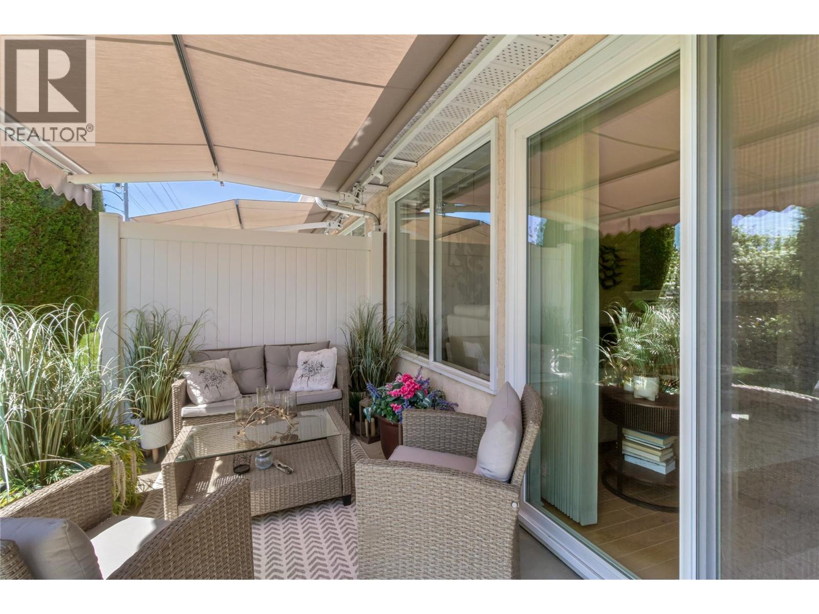 1886 Parkview Crescent Unit# 3