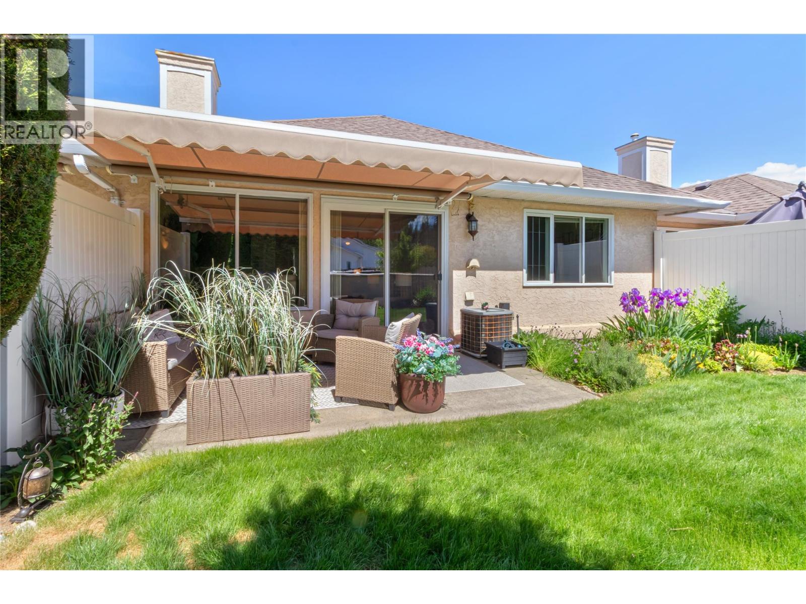 1886 Parkview Crescent Unit# 3