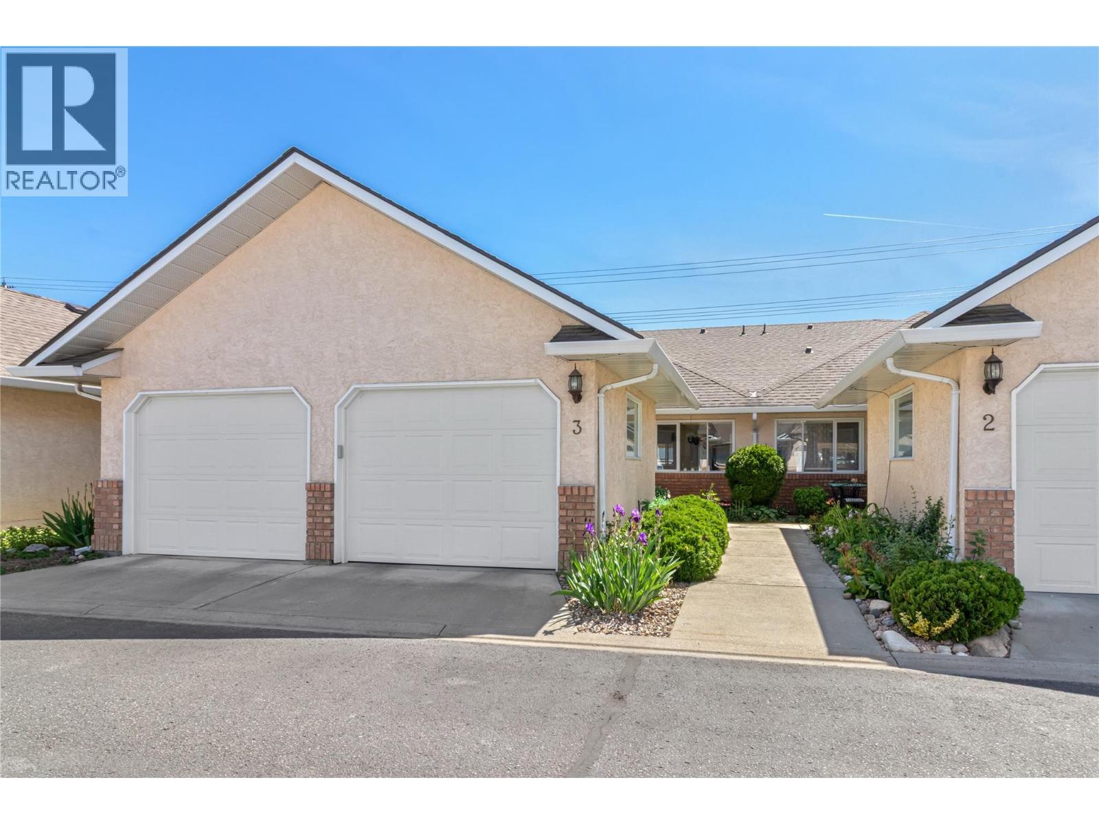 1886 Parkview Crescent Unit# 3