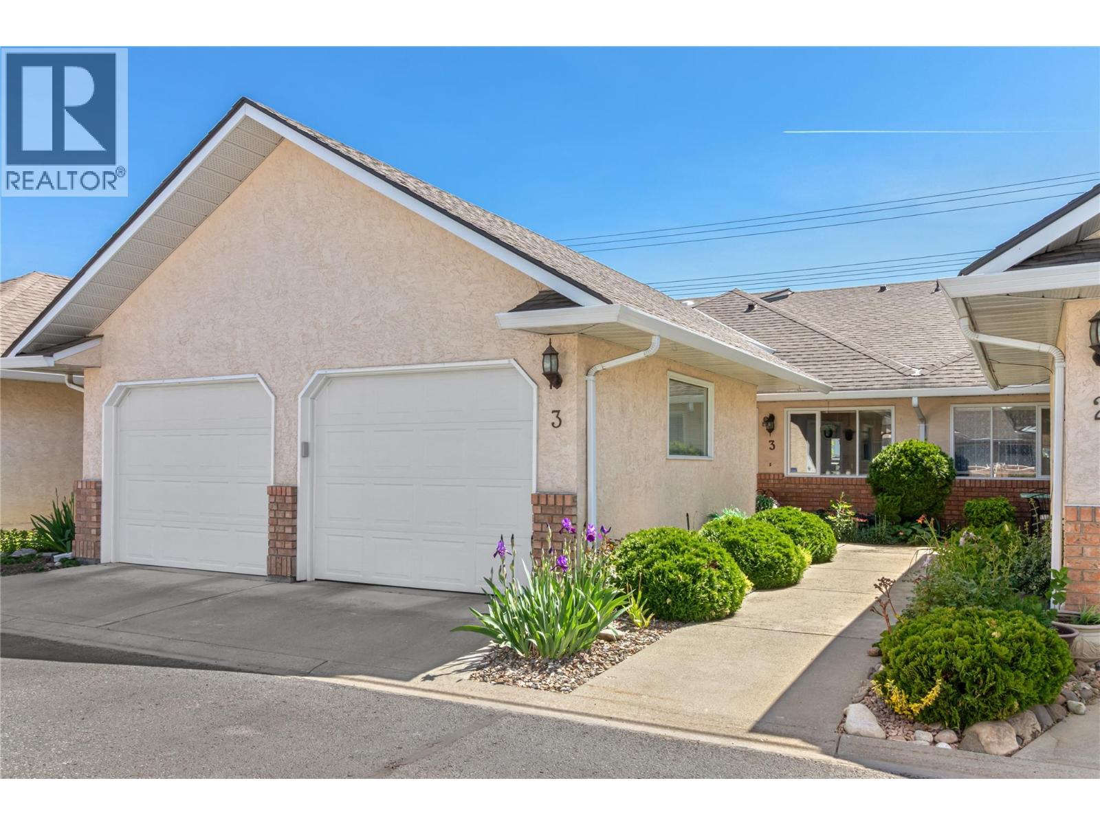1886 Parkview Crescent Unit# 3