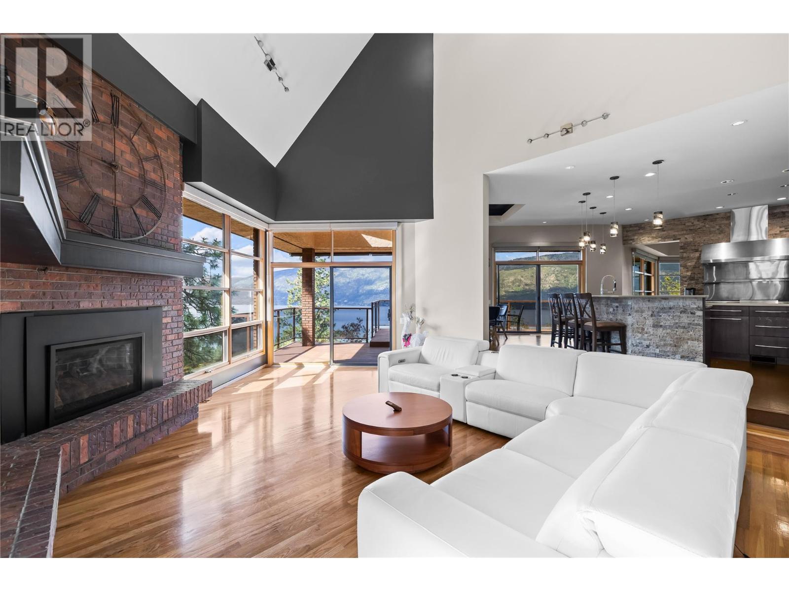 14124 Moberly Road