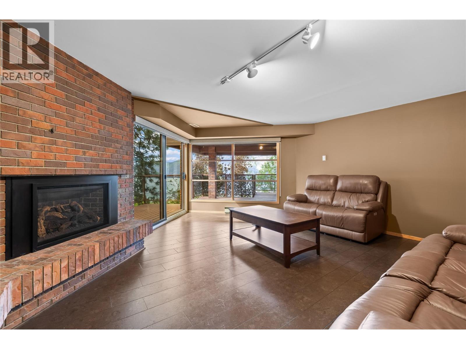14124 Moberly Road