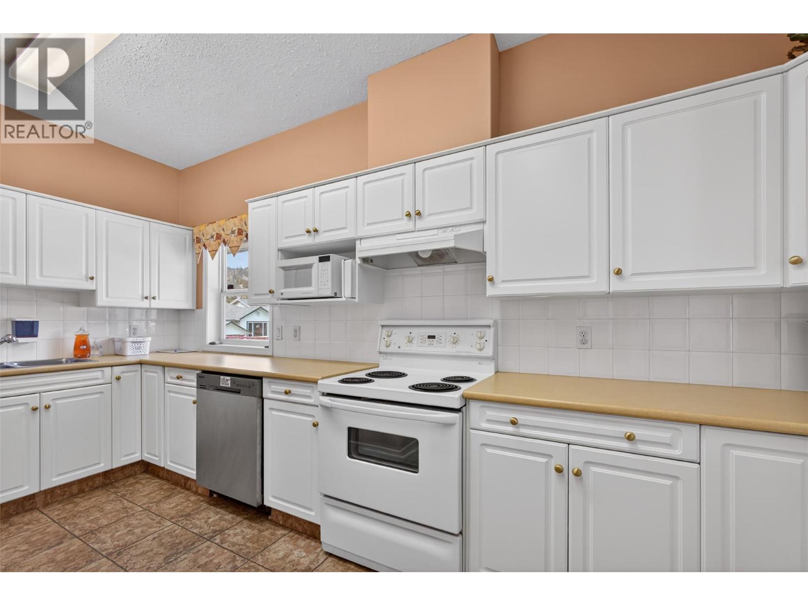 2210 Horizon Drive Unit# 35