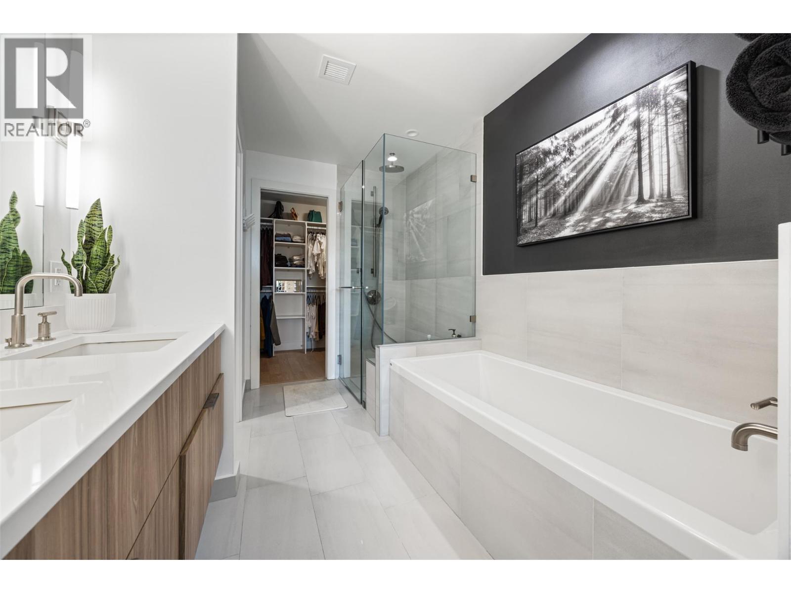 3000 Ariva Drive Unit# 3308