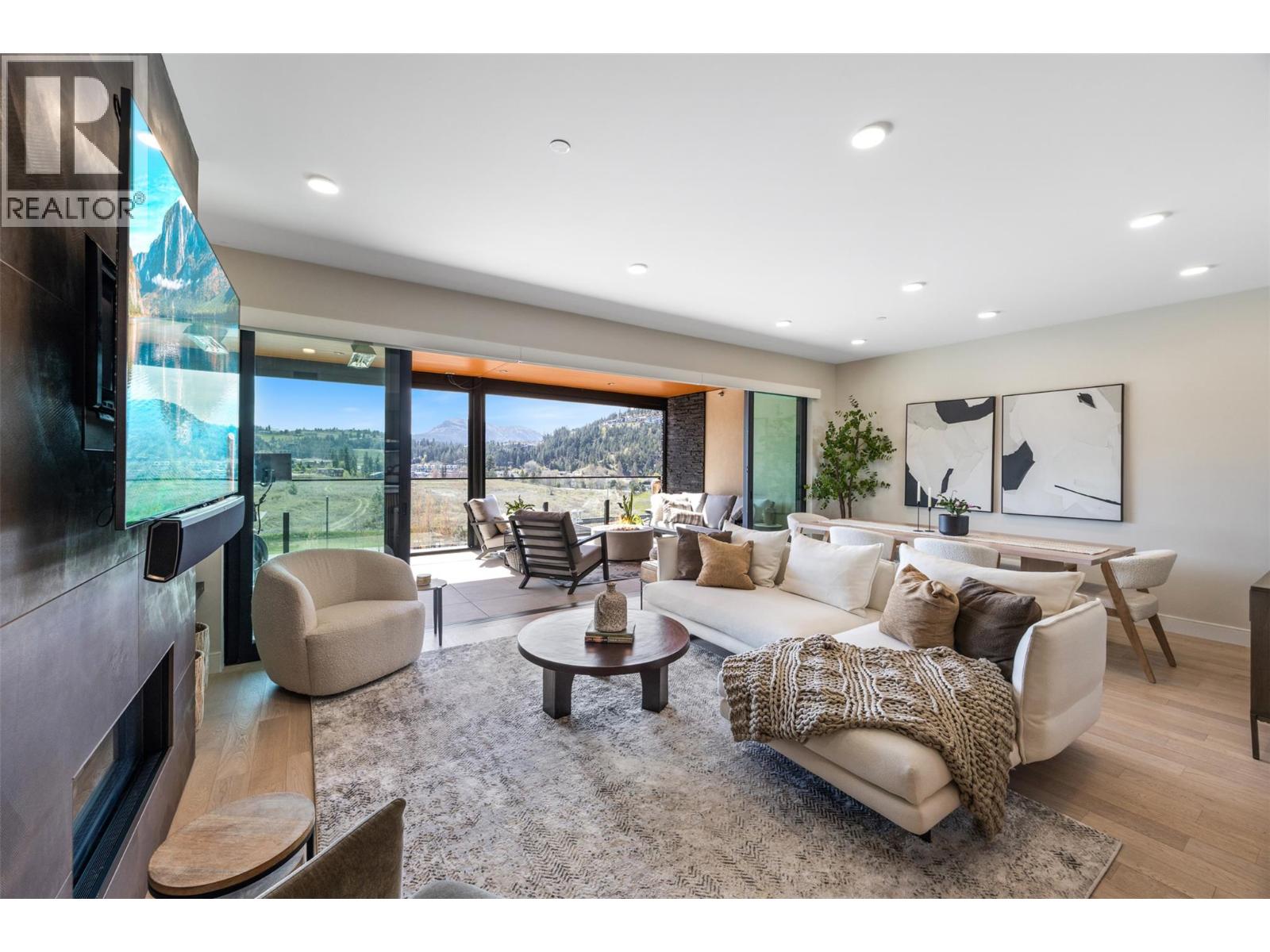 3000 Ariva Drive Unit# 3308