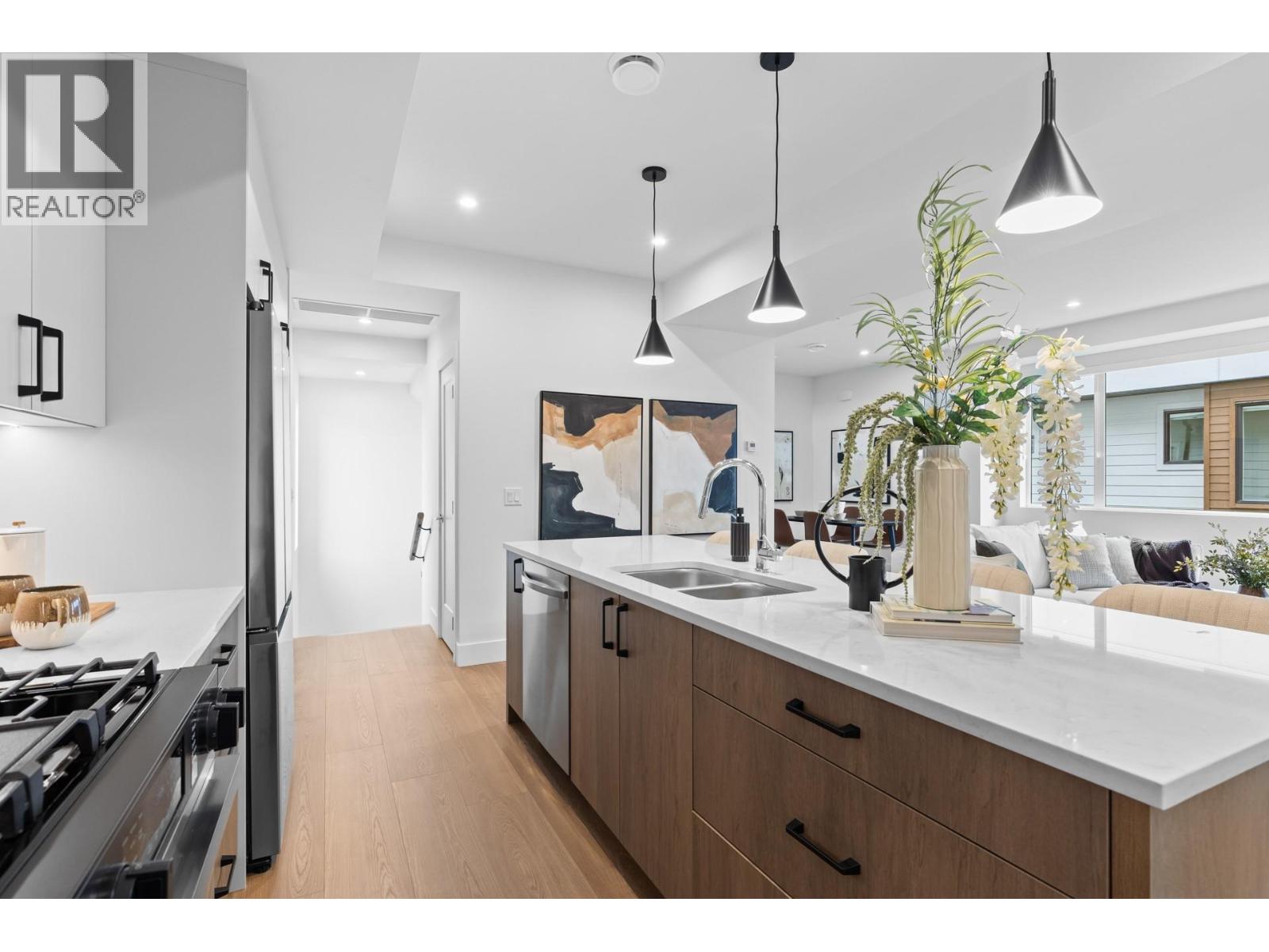 1463 Inkar Road Unit# 6