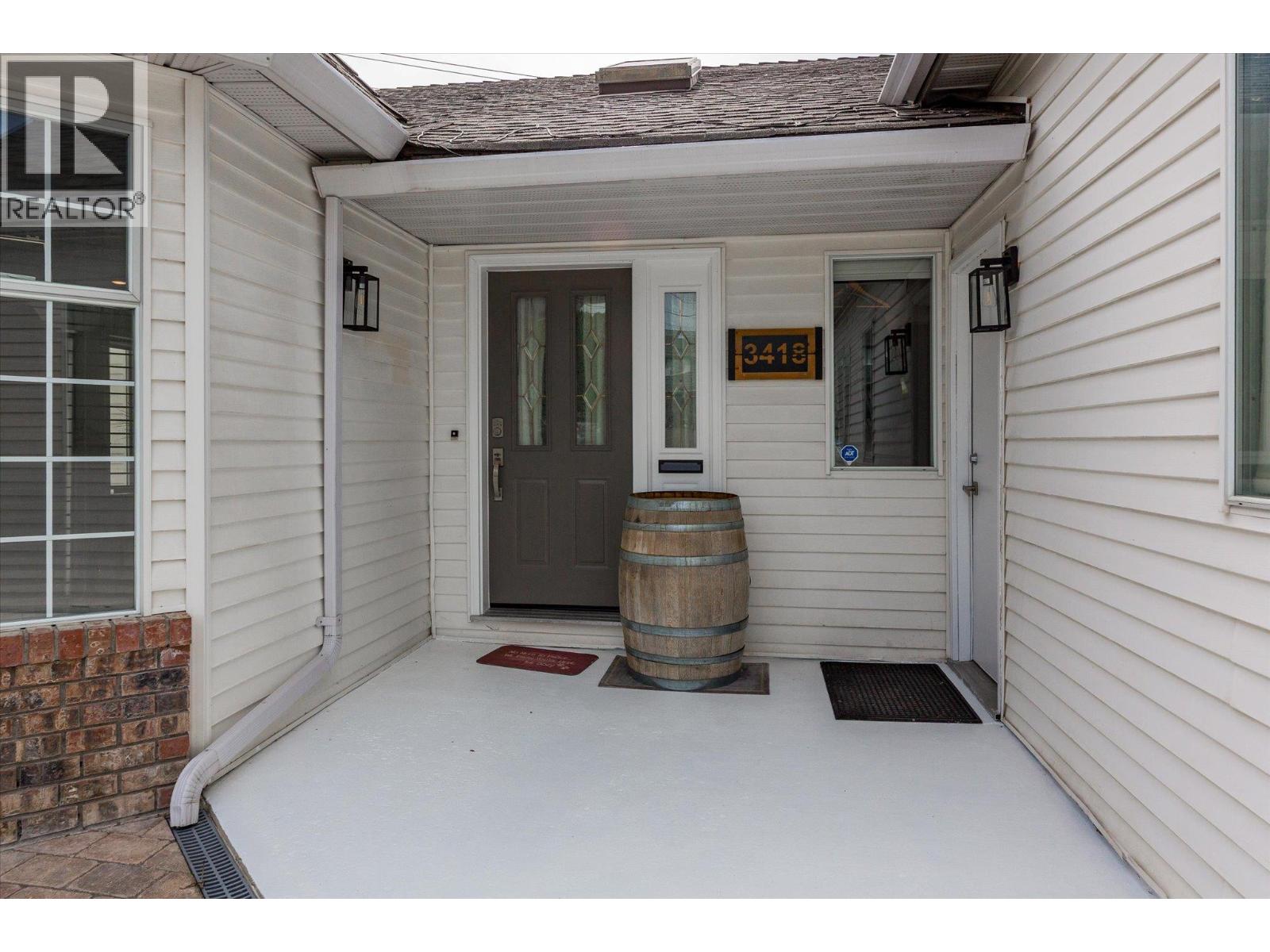 3418 Mariposa Court