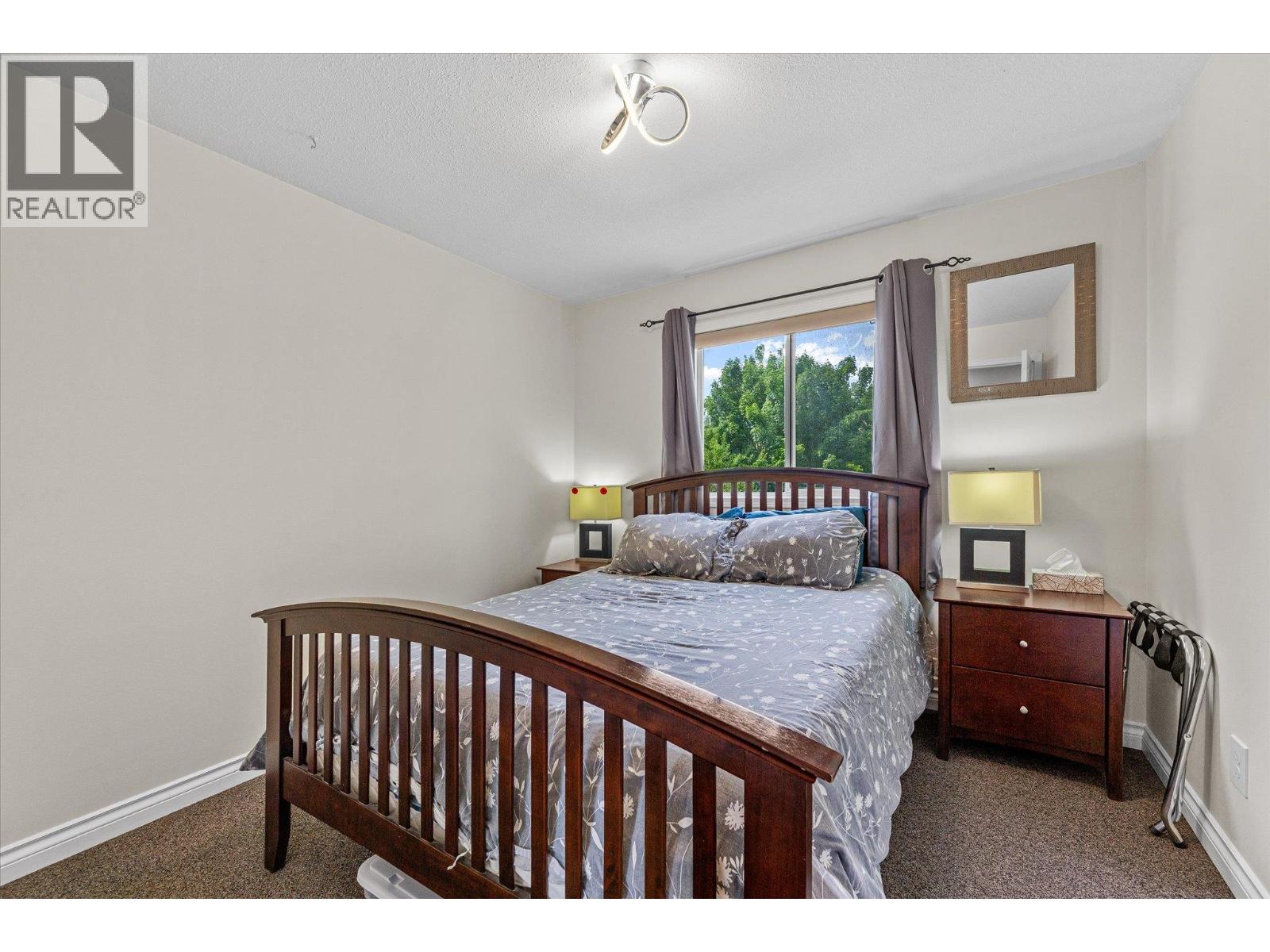 3418 Mariposa Court
