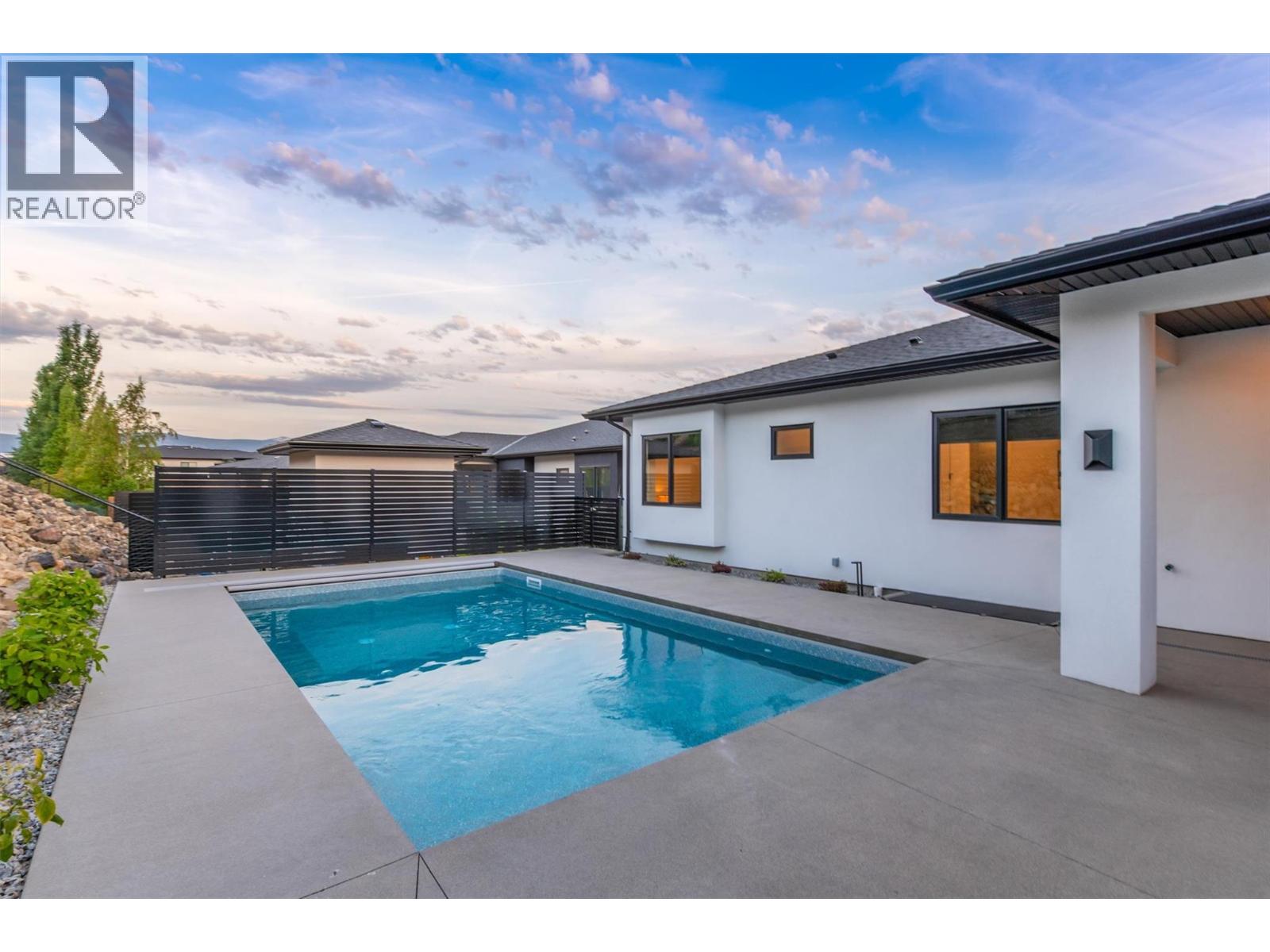 3342 Vineyard View Drive