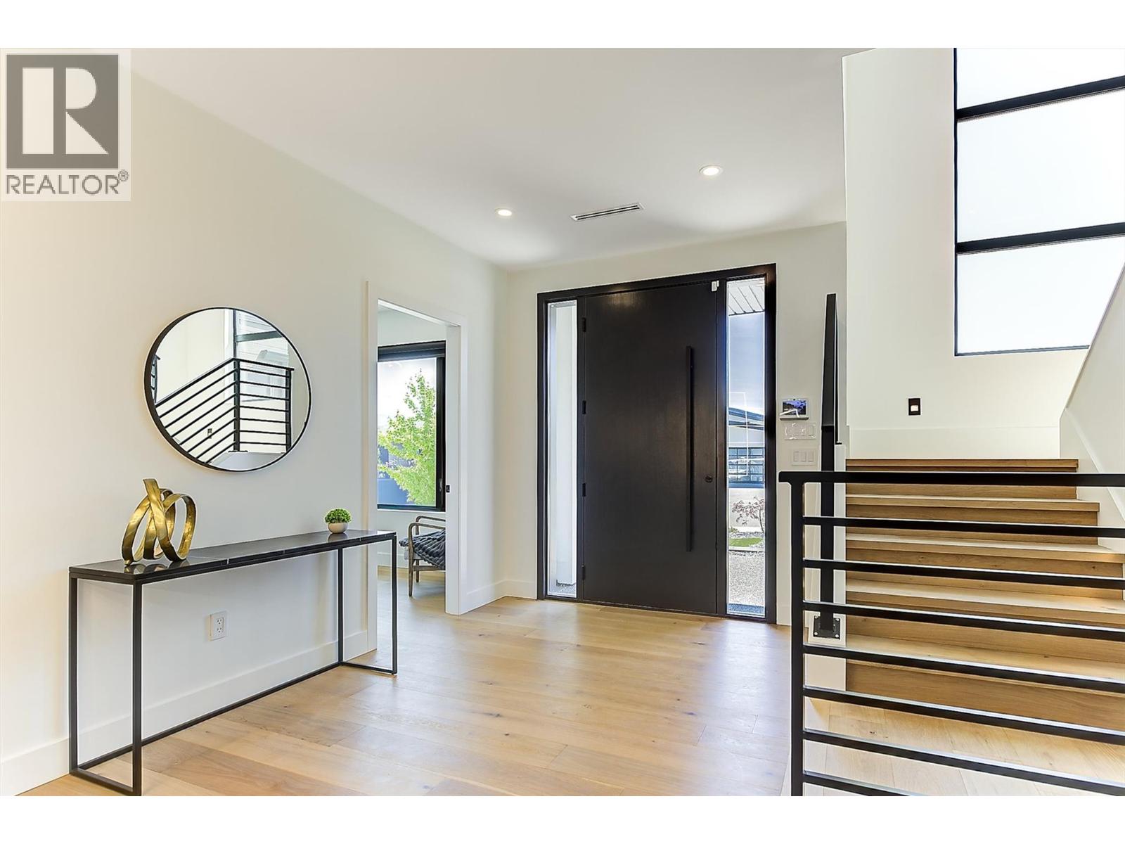 3342 Vineyard View Drive