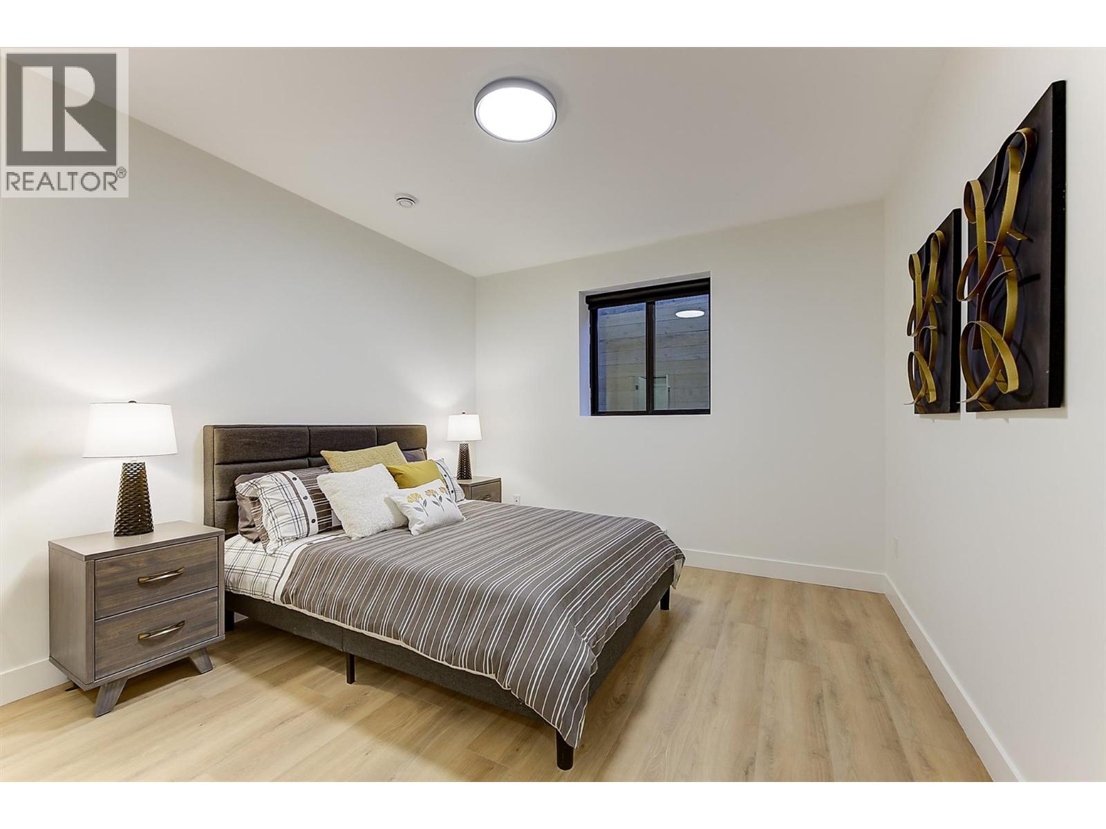 3342 Vineyard View Drive