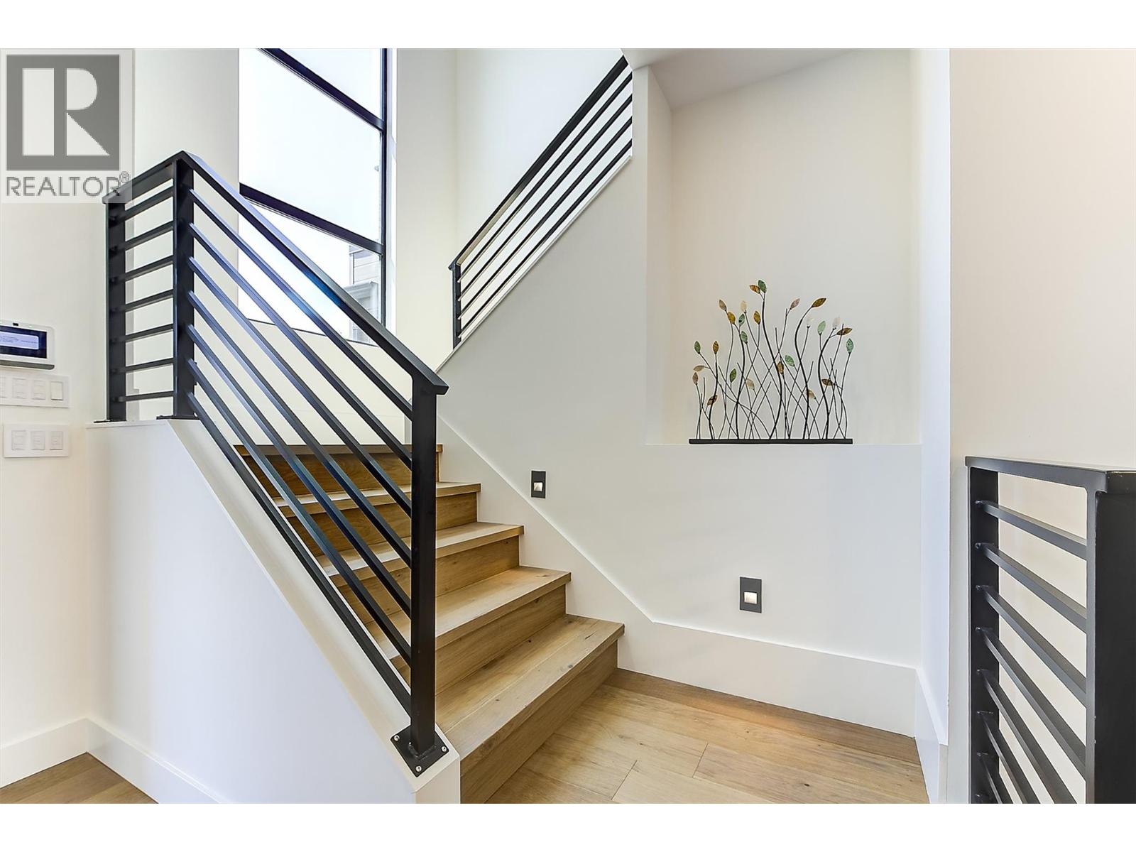 3342 Vineyard View Drive