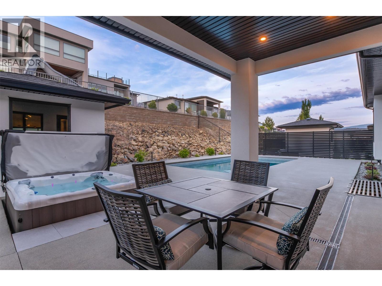 3342 Vineyard View Drive