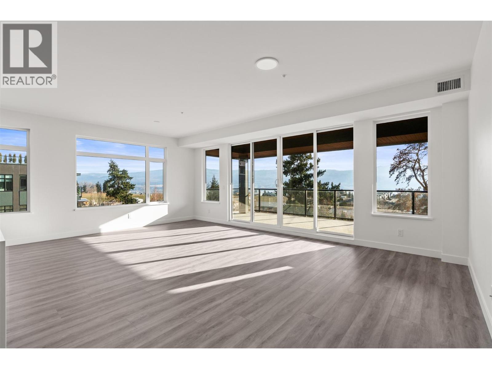 2760 Olalla Road Unit# 207