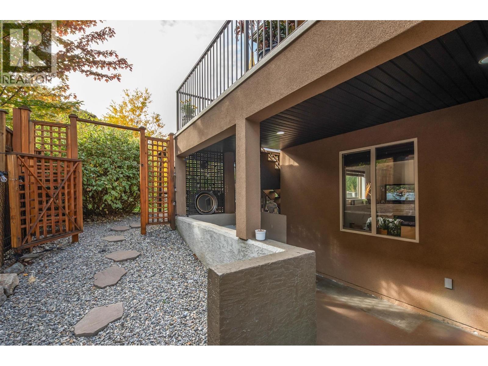 737 Kuipers Crescent
