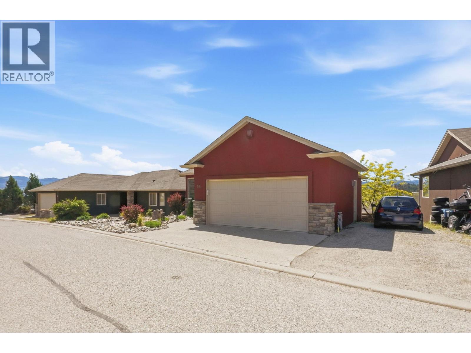 2040 Rosealee Lane Unit# 15