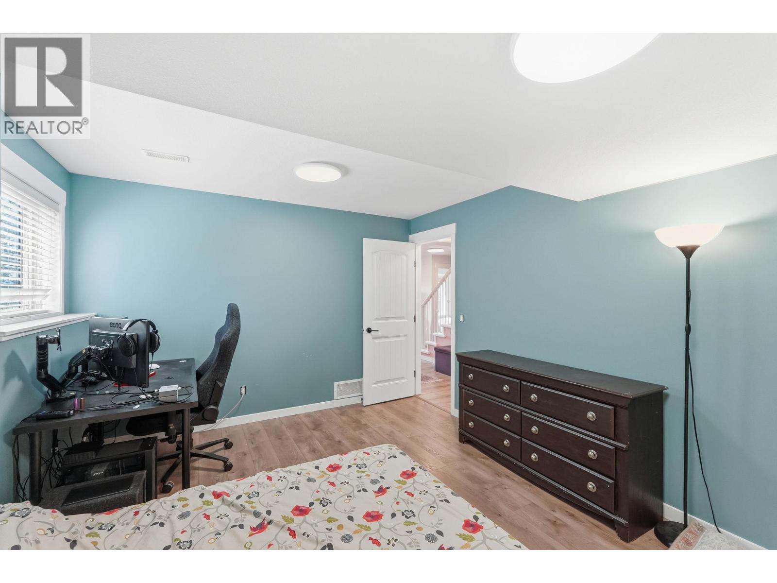 2040 Rosealee Lane Unit# 15
