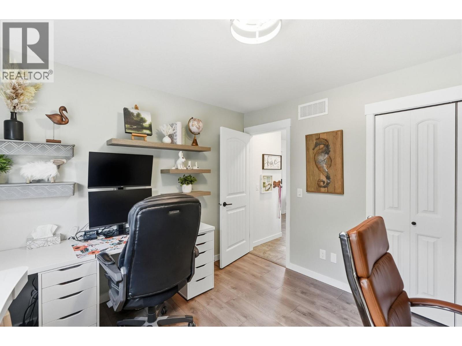 2040 Rosealee Lane Unit# 15