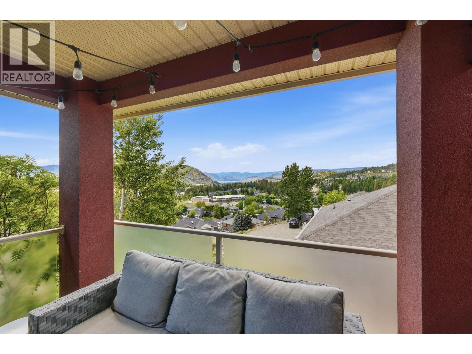 2040 Rosealee Lane Unit# 15
