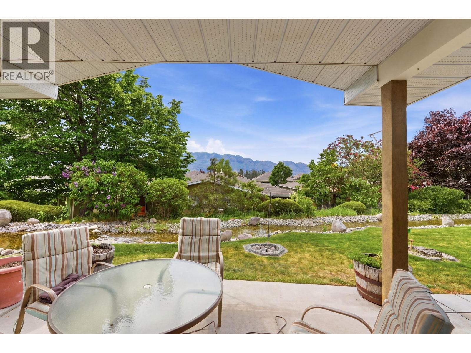 4035 Gellatly Road Unit# 106