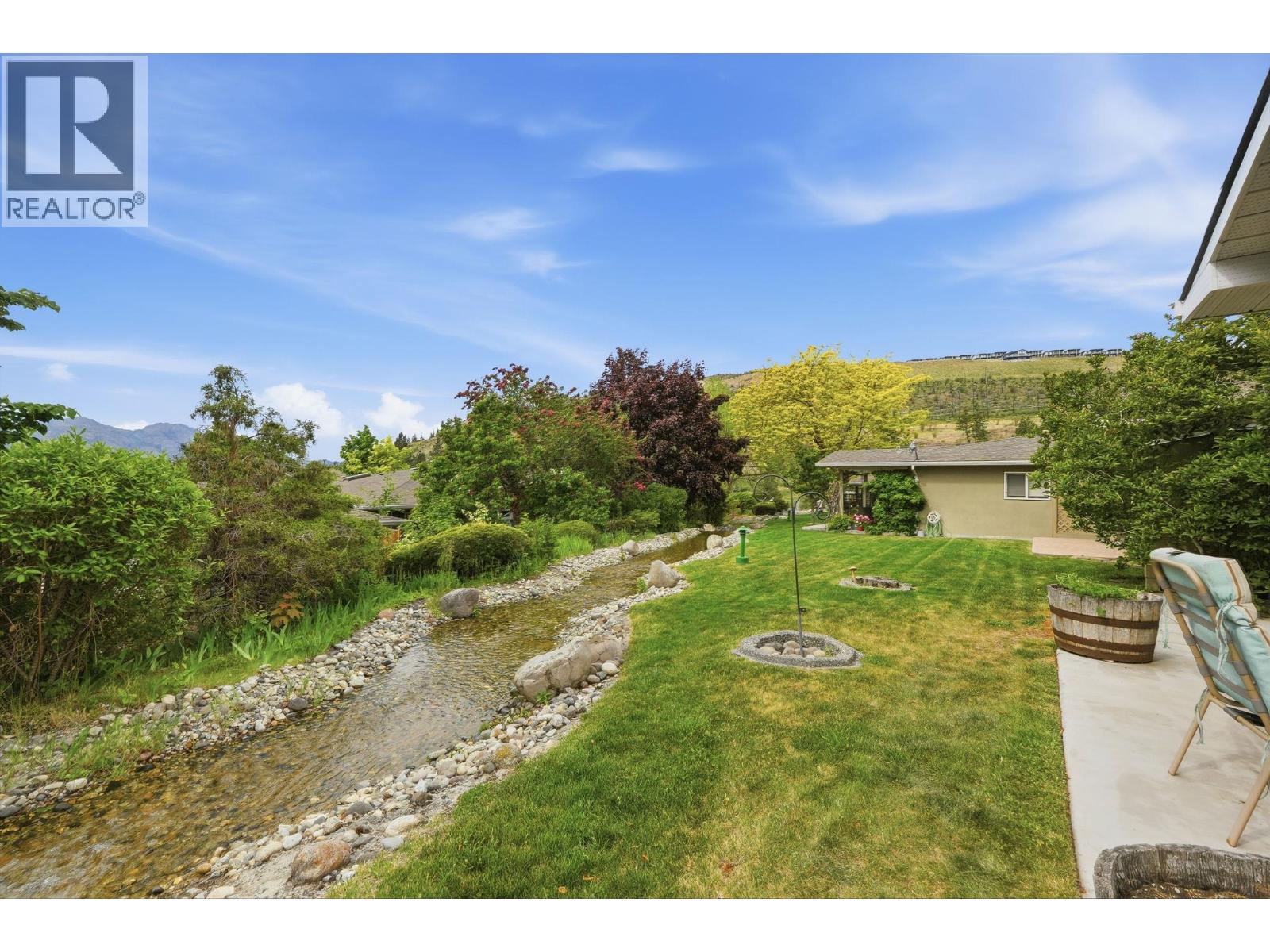 4035 Gellatly Road Unit# 106