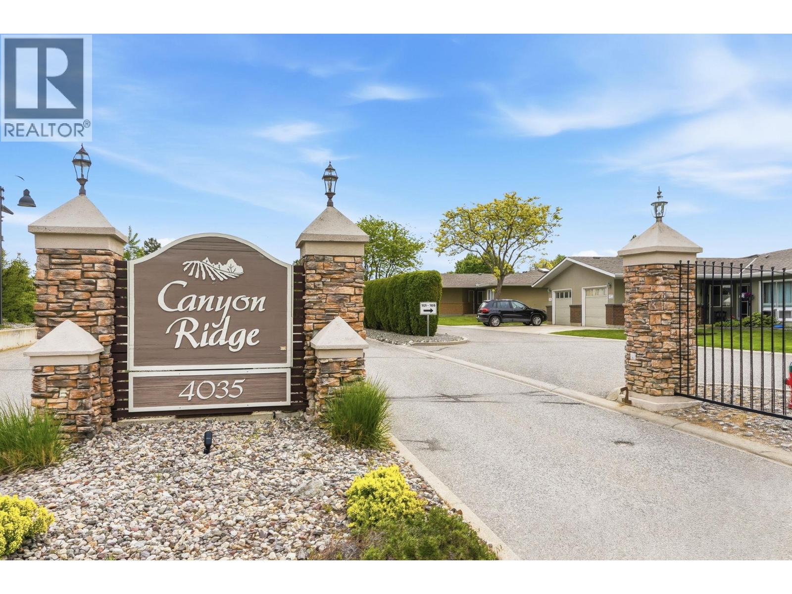 4035 Gellatly Road Unit# 106
