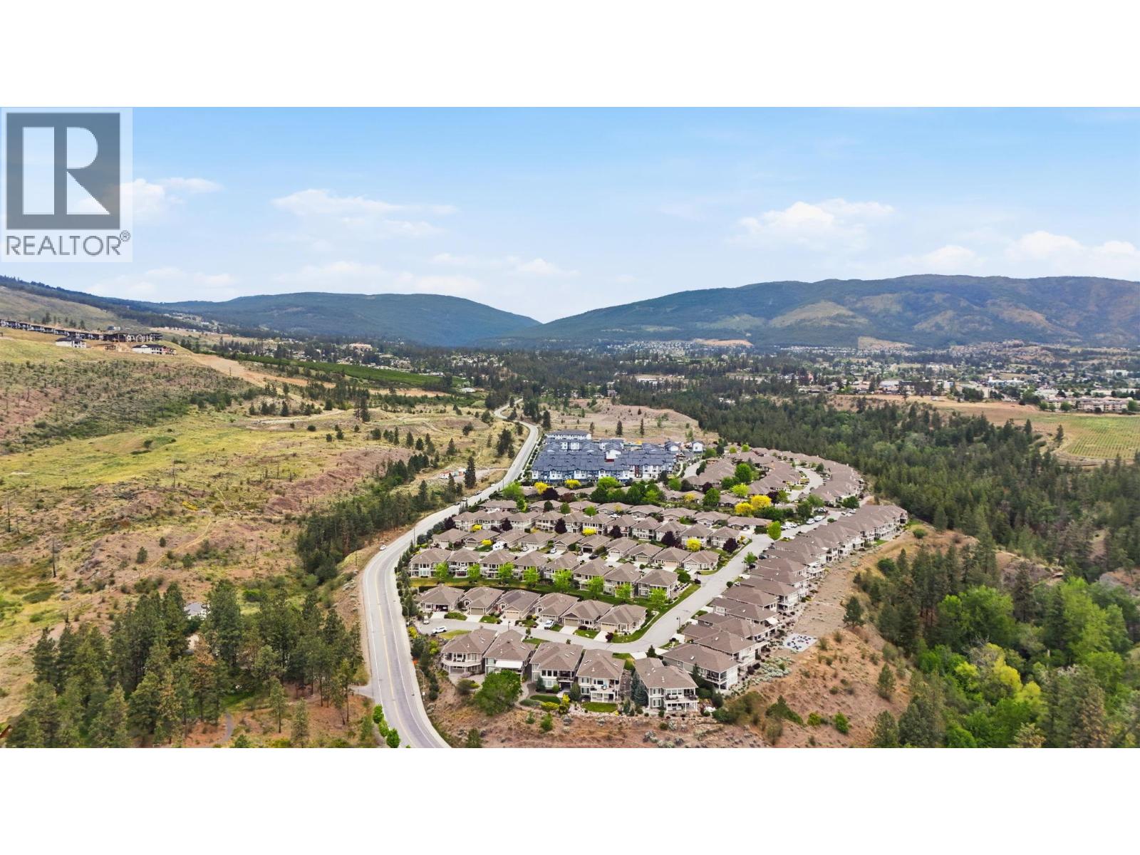 4035 Gellatly Road Unit# 106