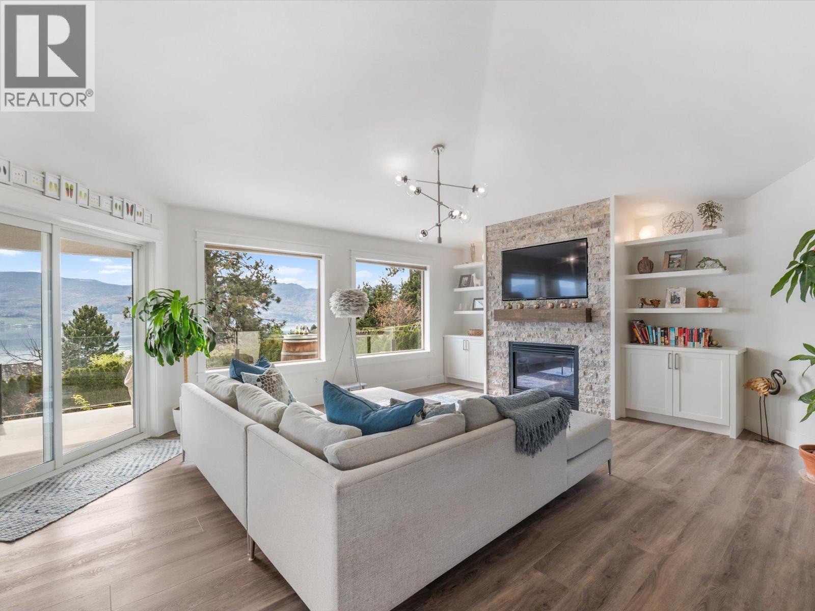 1653 Braeburn Court
