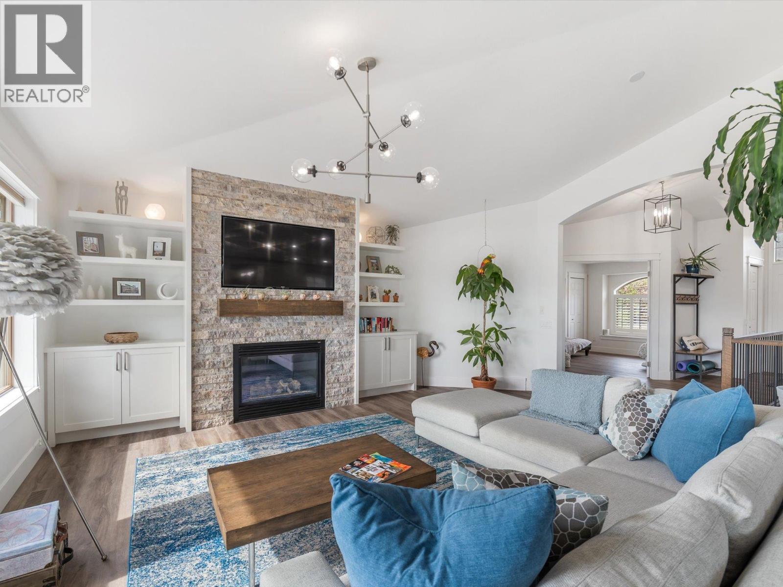 1653 Braeburn Court