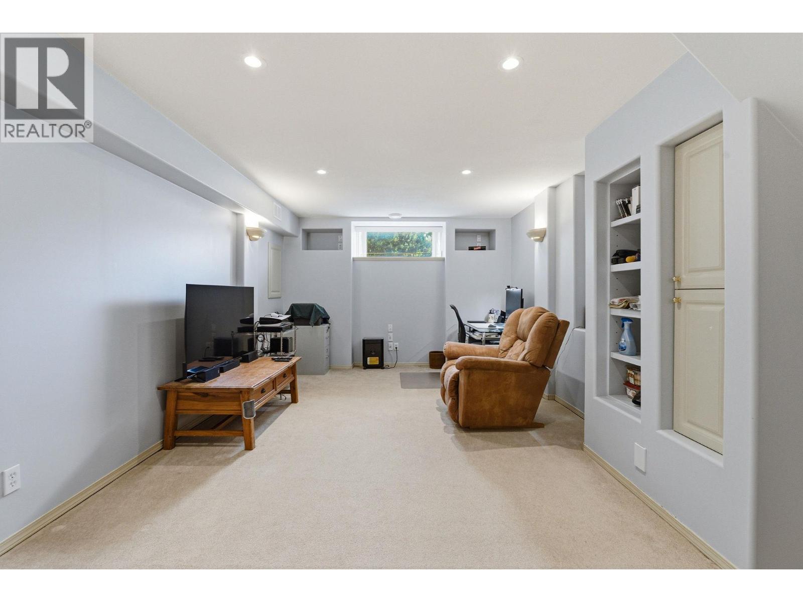 2559 Quail Lane