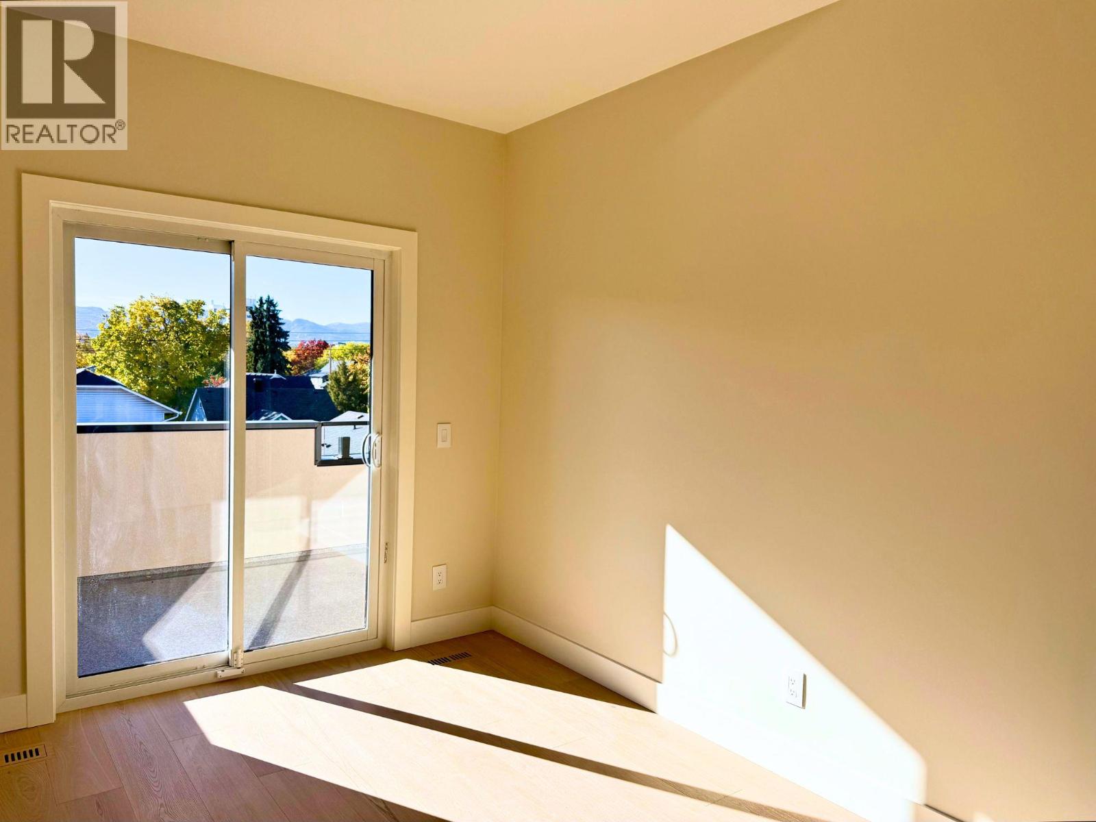 781 Martin Avenue Unit# 4