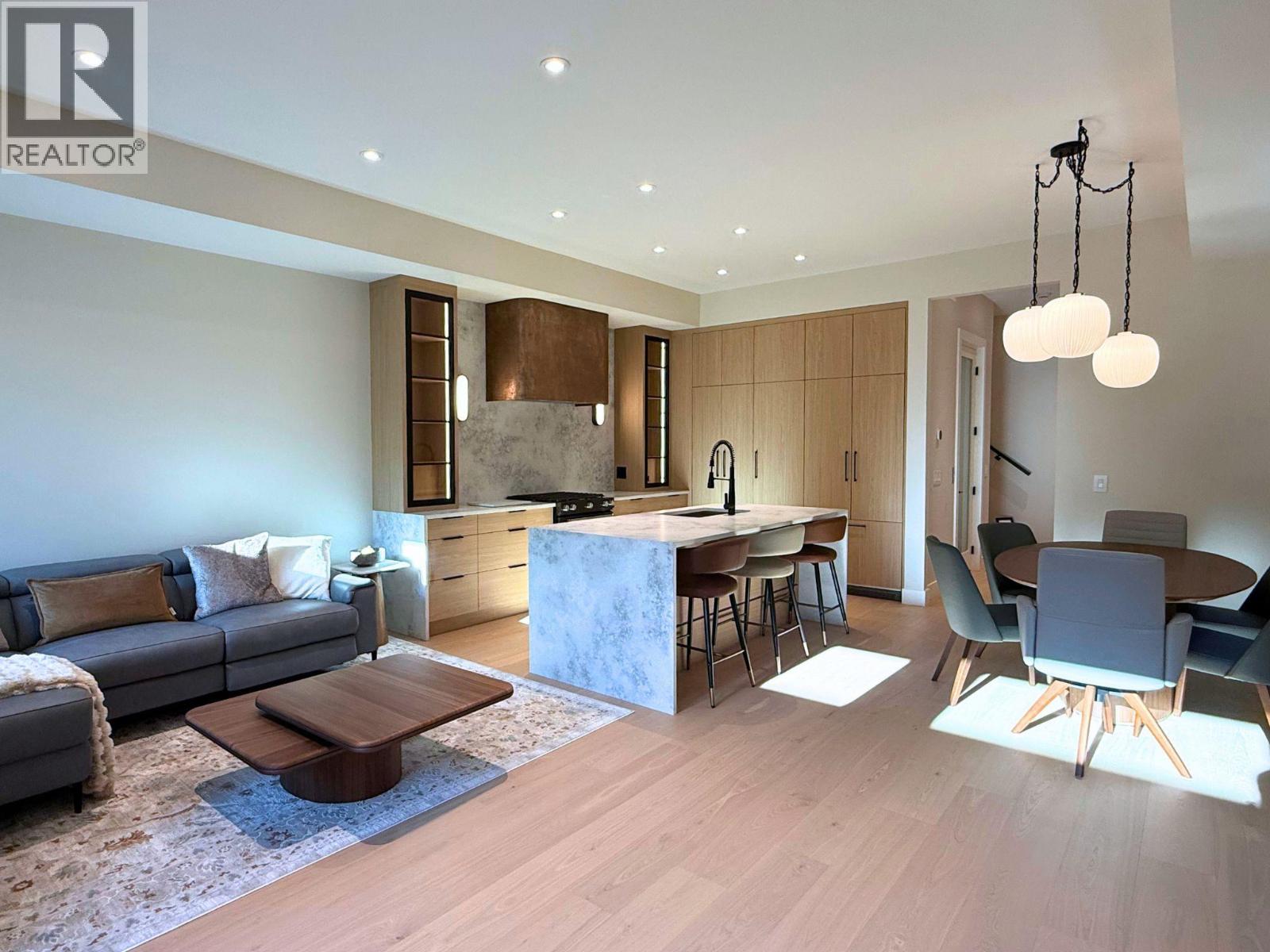 781 Martin Avenue Unit# 4